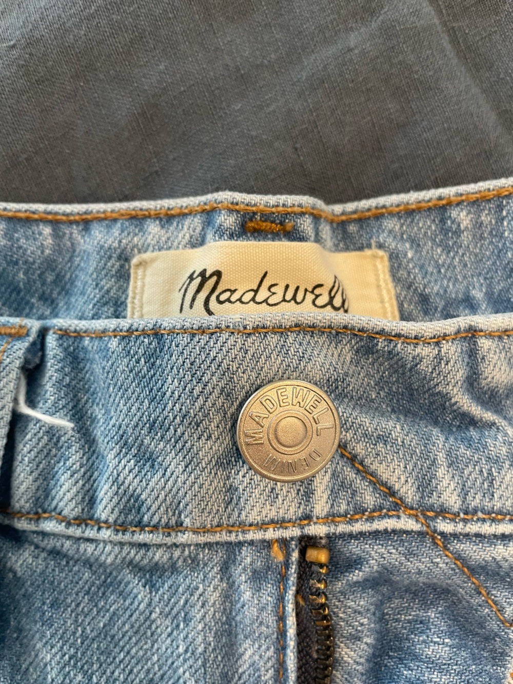 Madewell jean shorts - Picture 4 of 4